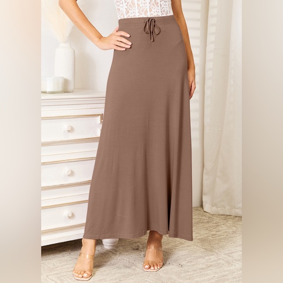 NEW Double Take PLUS + REG Size Flared Tie Waist Ultra Soft Maxi Skirt in Brown - Picture 3 of 4